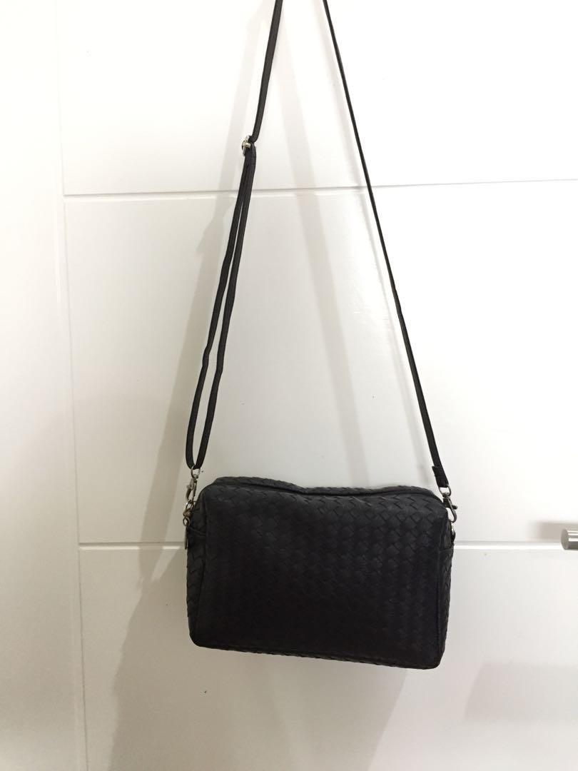 Sling bag polos online