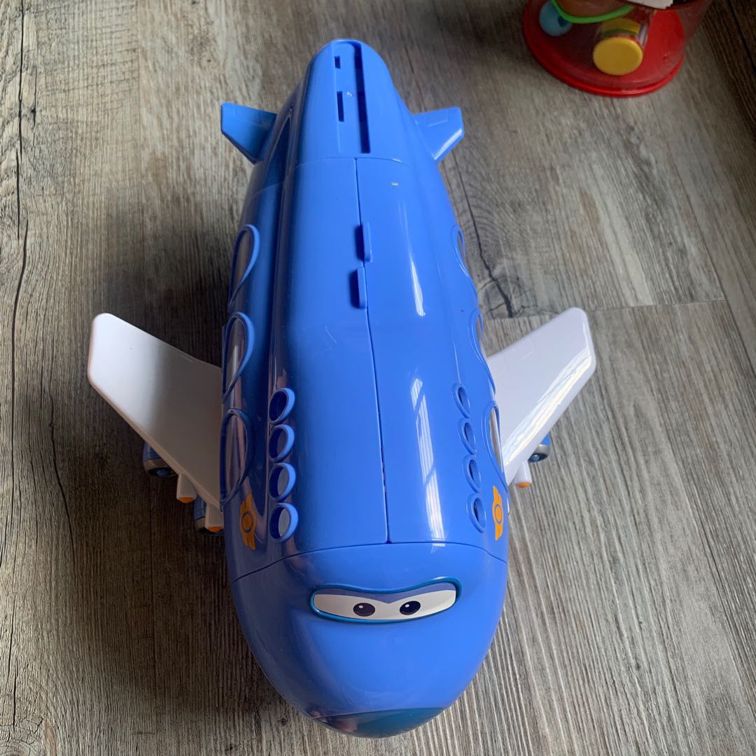 Big wing super wings outlet toy