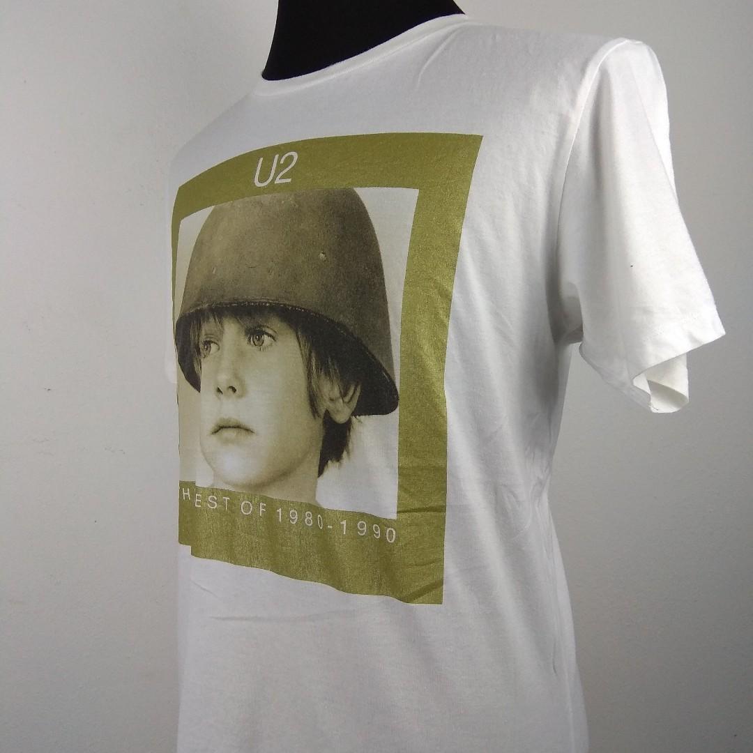 Tshirt Uniqlo x Band U2 'The Best Of Cover Album', Men's Fashion