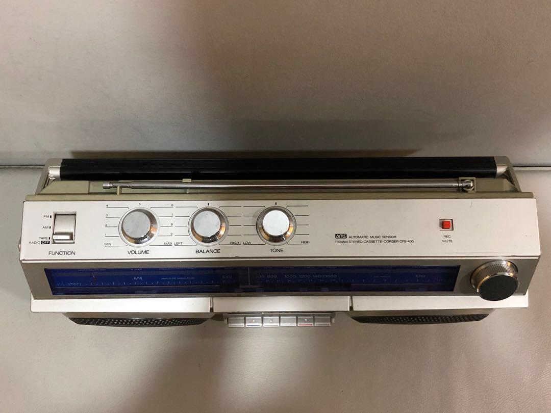 VINTAGE 1982 SONY CFS400 SILVER CASSETTE BOOMBOX RETRO AM/FM RADIO