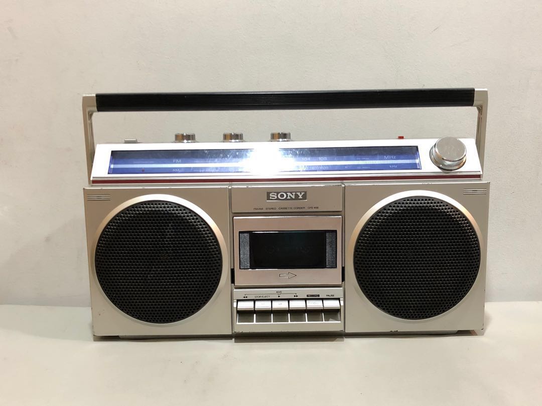 Vintage 1982 Sony Cfs 400 Silver Cassette Boombox Retro Amfm Radio Tuner Recorder Tape Player