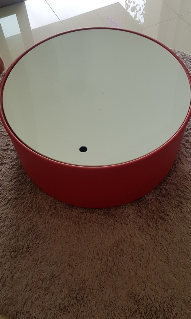 White Black Storage Round Red Coffee Table Lilac Rug Carpet