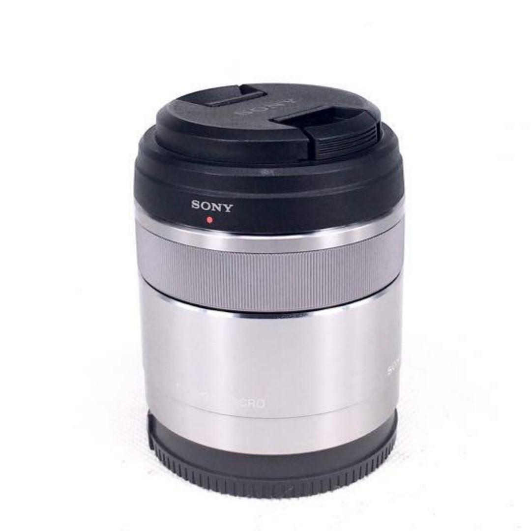 Sold Bmc Used Sony 30mm F3 5 Sel30m35 E Mt Photography Lenses On Carousell