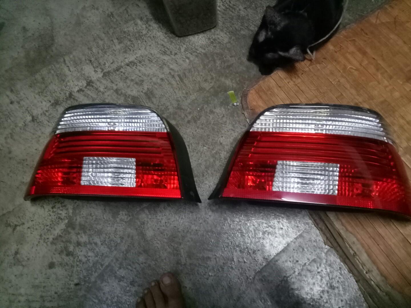 Bmw e39 deals tail lights