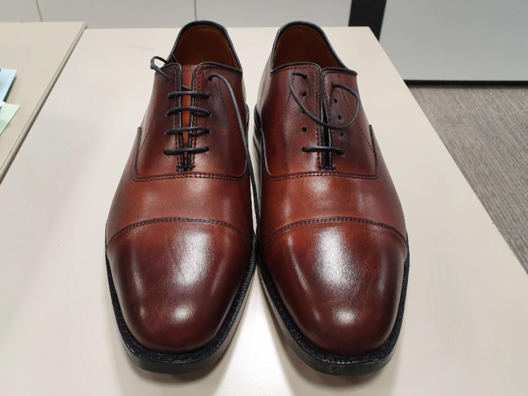 Allen edmonds exchange place top
