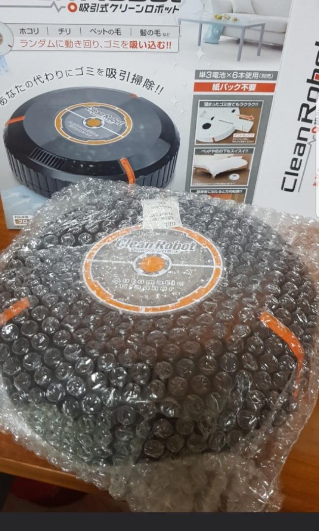 Automatic Clean robot (Category: Vacuum Cleaner & Housekeeping) located in Singapore. Submitted by essentialstation (Listing ID 228832030, Image 2). Description: Automated vacuum cleaner Basic model Please feel free to contact me.