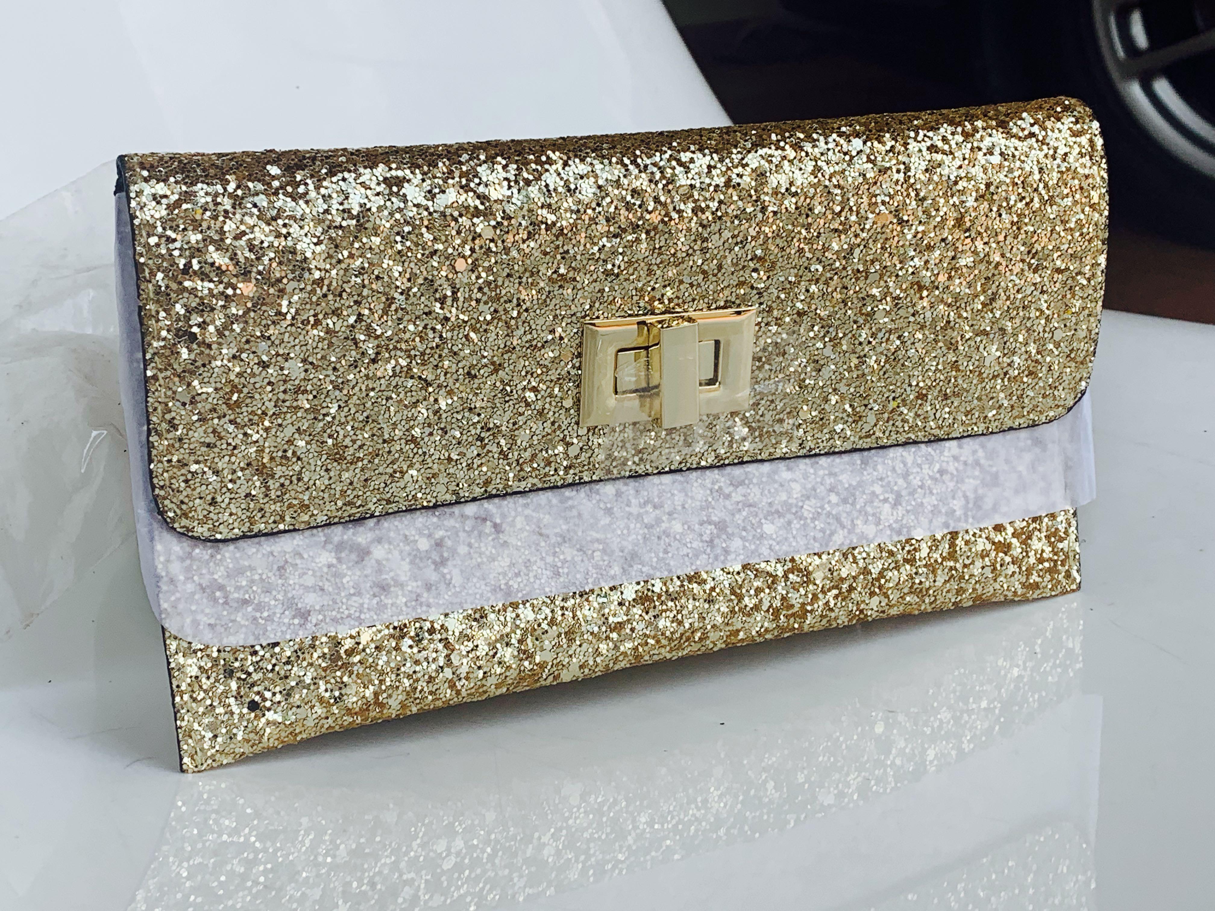 Estee lauder clutch 2025