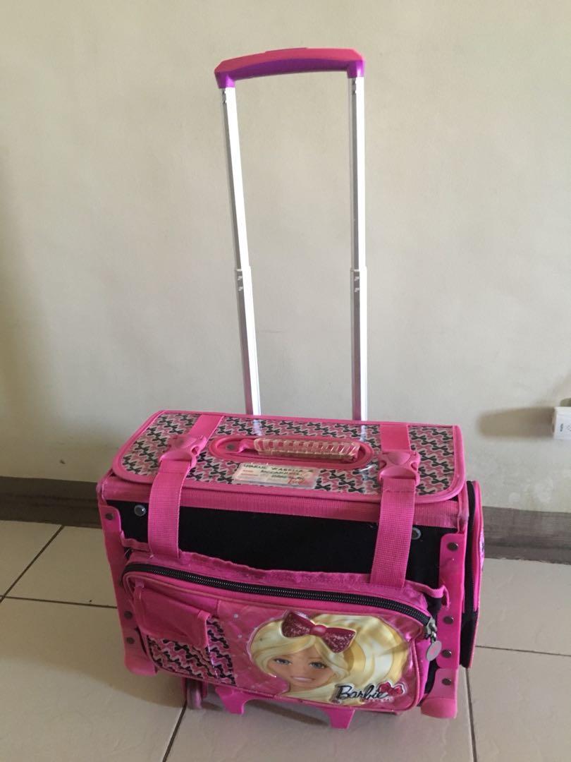 Barbie tote on wheels 2025