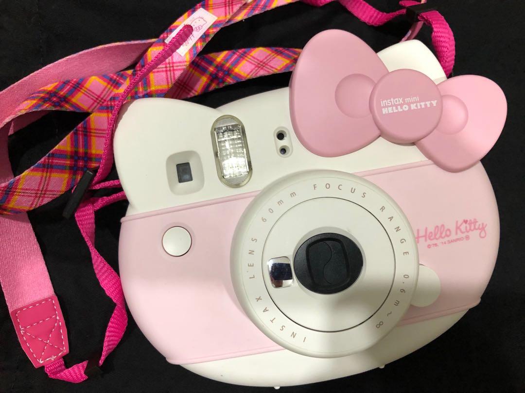 Hello kitty Polaroid camera, Photography, Cameras on Carousell