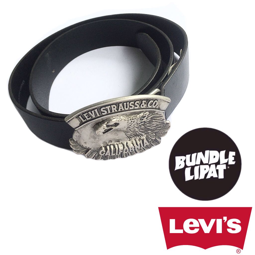 levis buckle