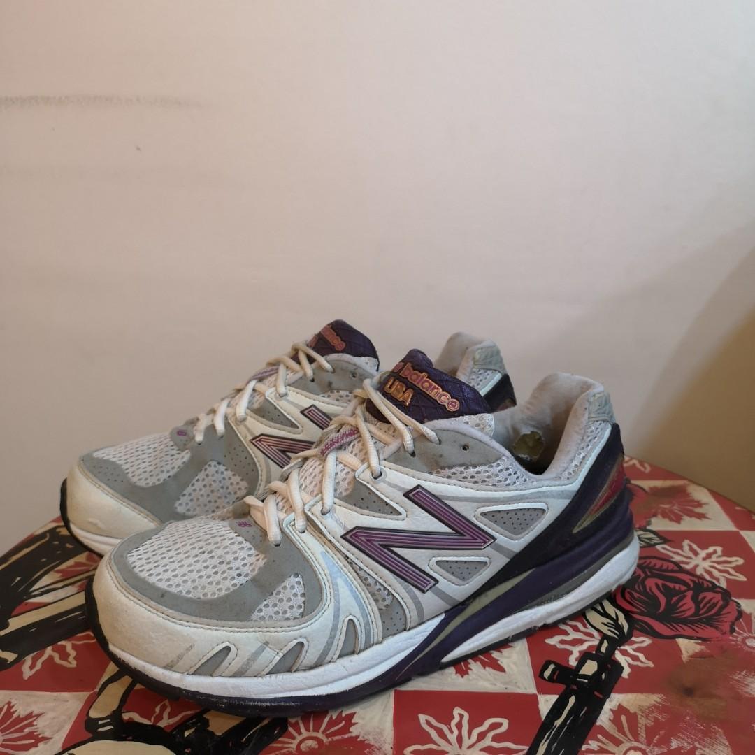 white new balance dad shoes