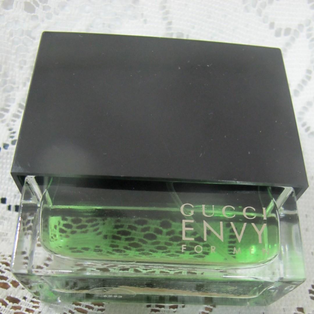 gucci perfume old