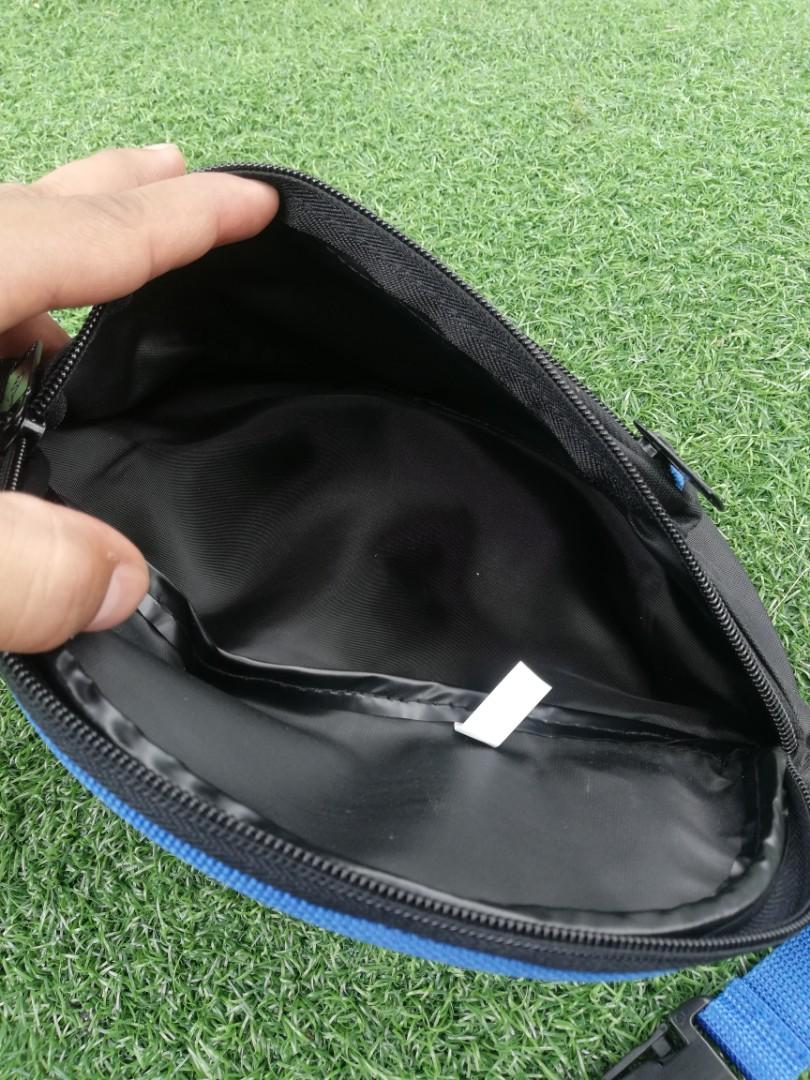 saucony bag