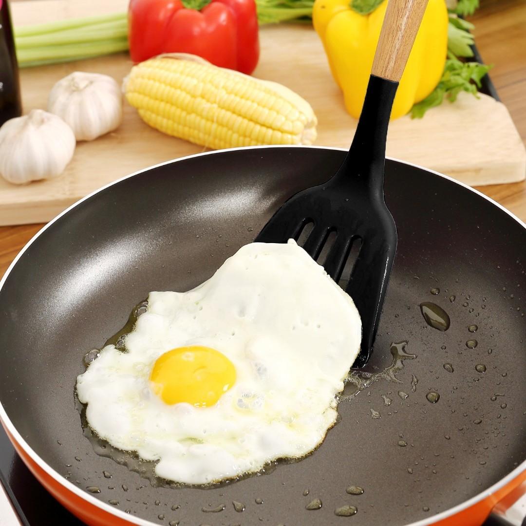 Silicone Kitchen Utensils w/ Beech Wood Handles (Category: Bakeware) located in Cavite. Submitted by herorganicbeauty (Listing ID 228850762, Image 3). Description: Silicone Kitchen Utensils w/ Beech Wood Handles (5-Piece) ✔Best quality material chosen that would last life time - carefully crafted with highest standard FDA approved and BPA free silicone & natural Beech wood hard handle. ✔By using top-graded material, these silicone utensils set pr