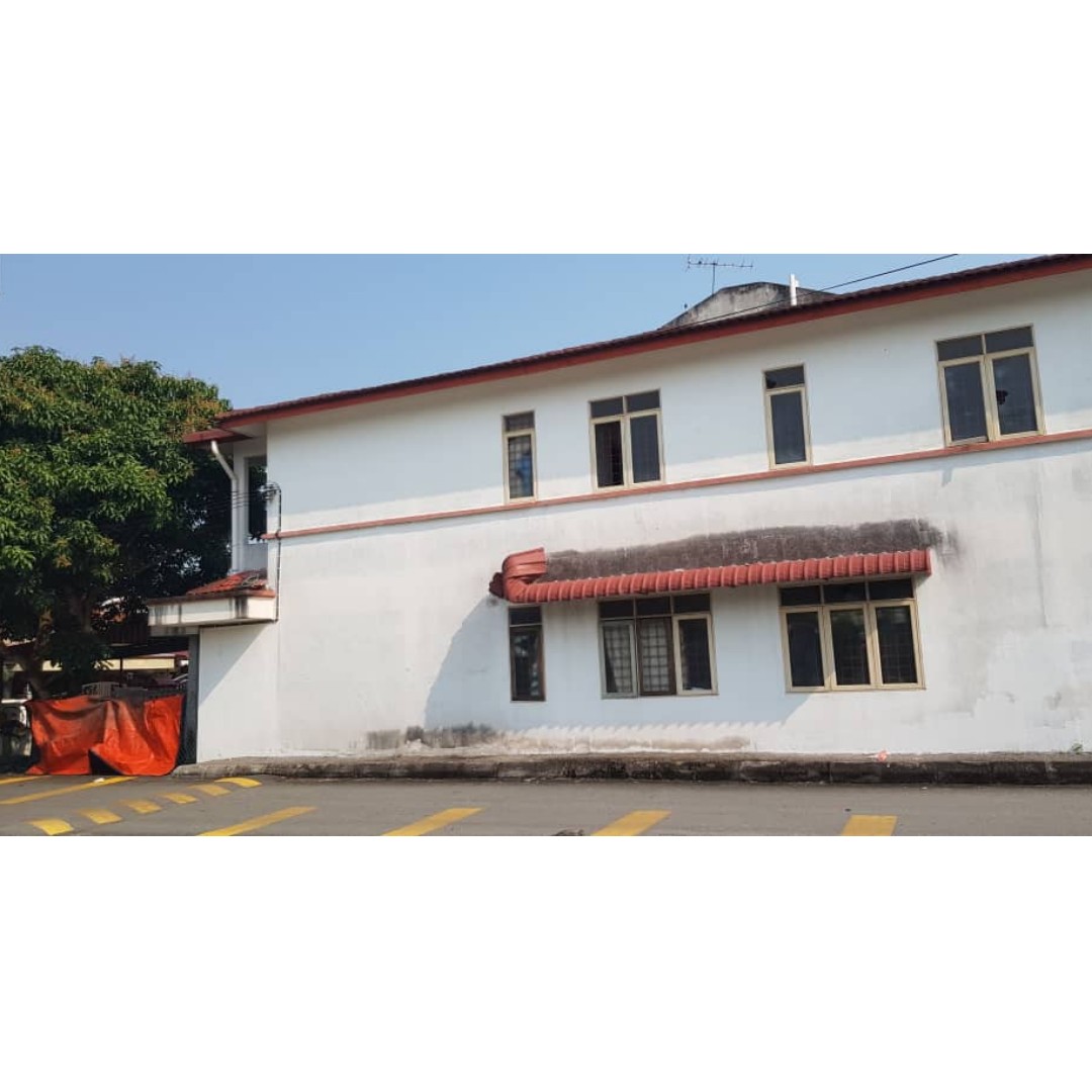 Taman Aman Banting Double Storey End Lot
