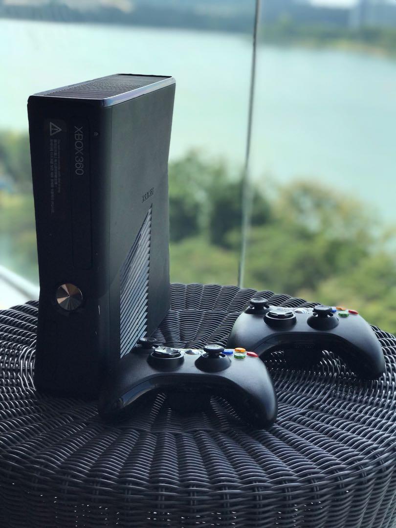 XBox 360 Slim 4GB + 320GB, Video Gaming, Video Game Consoles, Xbox 