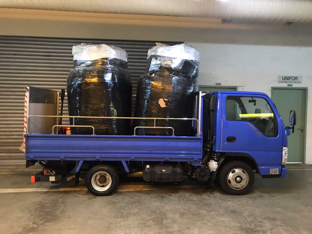 10ft Lorry With Tailgate Everything Else On Carousell lorry-tank-redrock-machinery