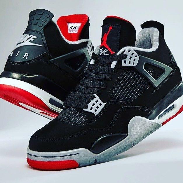 Air Jordan 4 Retro Breds, Men's Fashion, Footwear, Sneakers on Carousell