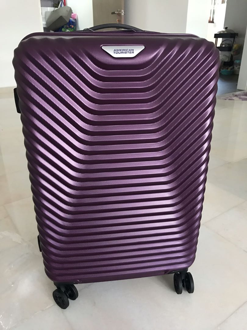 american tourister spinner 69