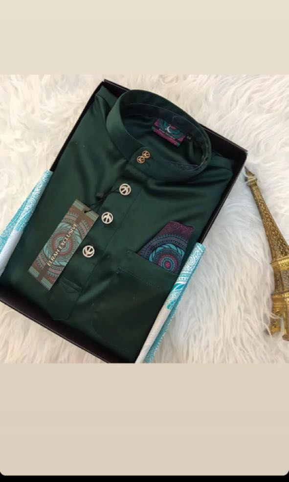 Baju Melayu Slimfit Elrah Emerald Green Wak Doyok Size M Men S Fashion Clothes Tops On Carousell