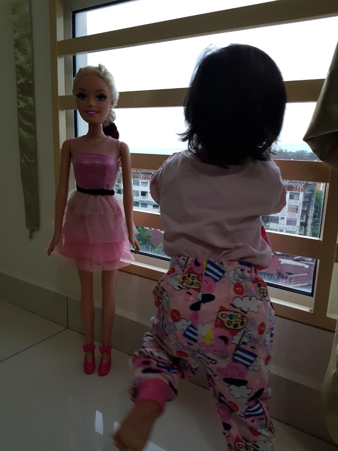 Barbie doll life size 28