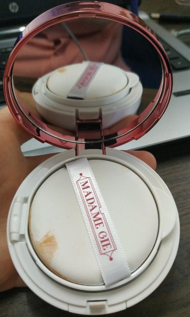 Bb Cushion Madame Gie No 3 Bb Cushion Madame Gie Used Kesehatan Kecantikan Rias Wajah Di