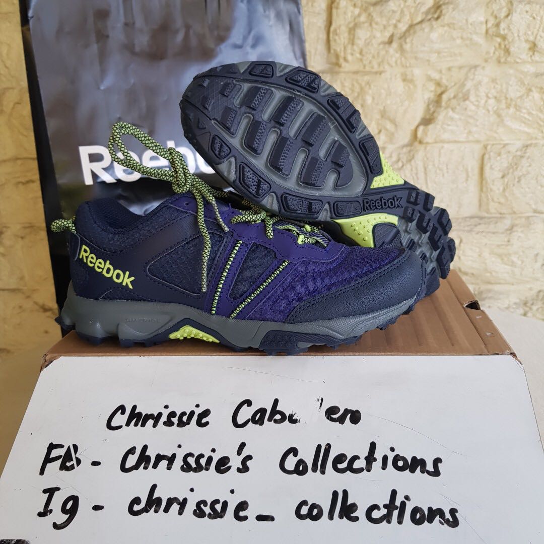 reebok outlet aurora