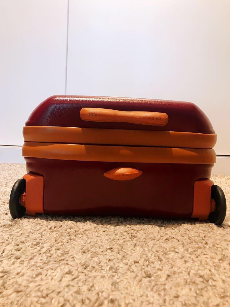 Bric’s Sintesis Super Light Weight Carryon Hardside Wheeled Upright