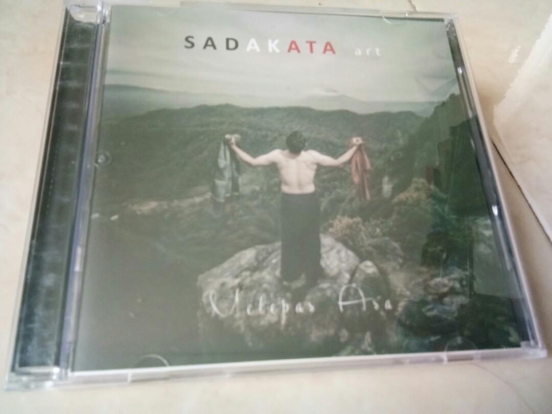 Sadakata Art Cd Lagu Daerah Batak Karo Musik Media Cd Dvd Lainnya Di Carousell