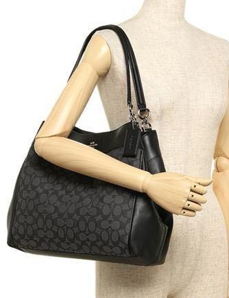 Coach signature lexy shoulder bag sales