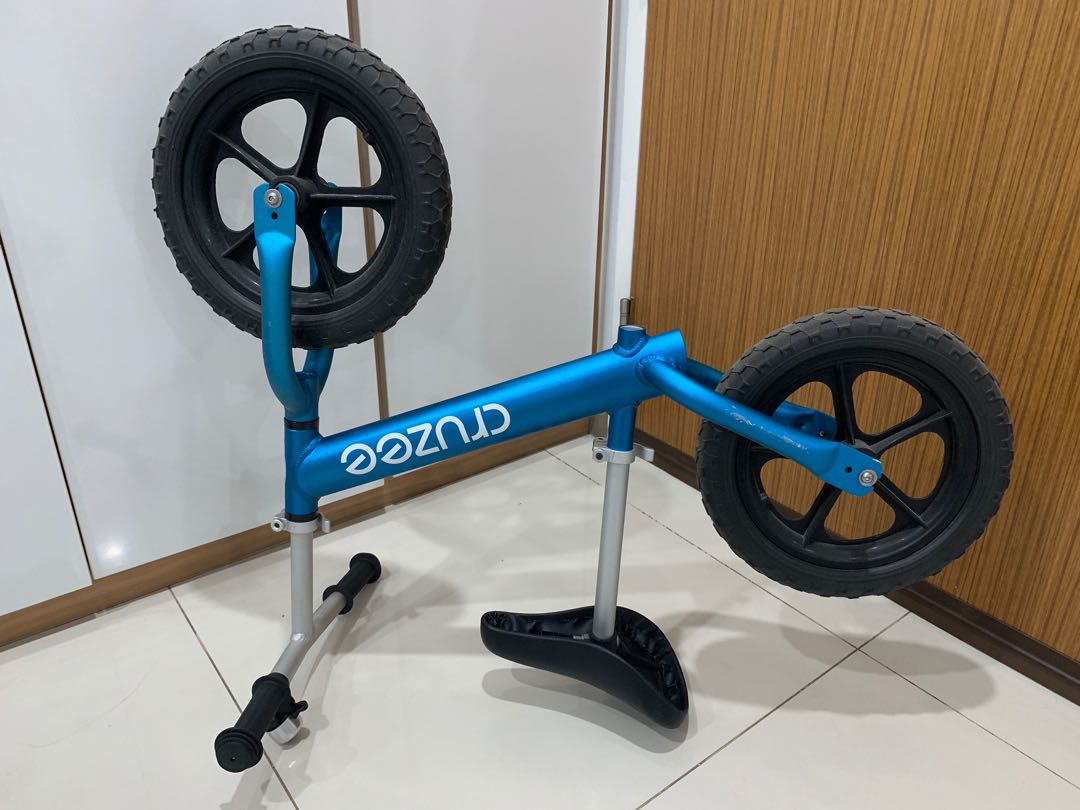 Cruzee Ultralight Balance Bike Blue Babies Kids Toys