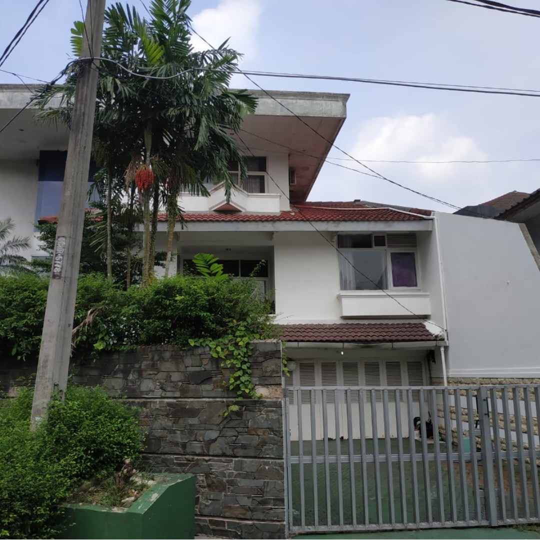 DIJUAL CEPAT Rumah SHM IMB Asri Nyaman Tenang Di Bukit Cinere