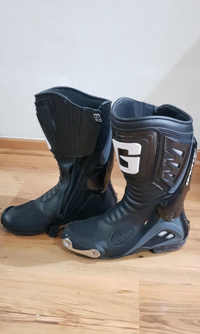 Gaerne aquatech top boots
