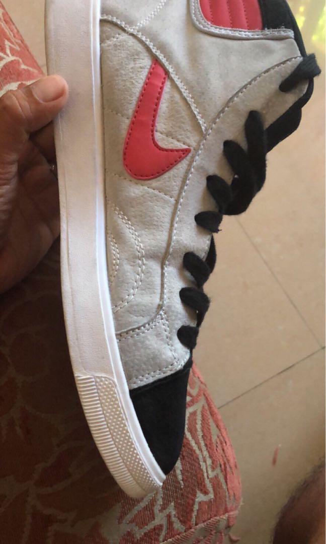 Jordan Nike x Supreme, Men's Fashion, Footwear, Sneakers on Carousell
