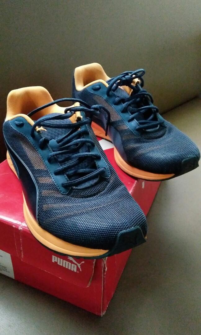 puma running shoes harga