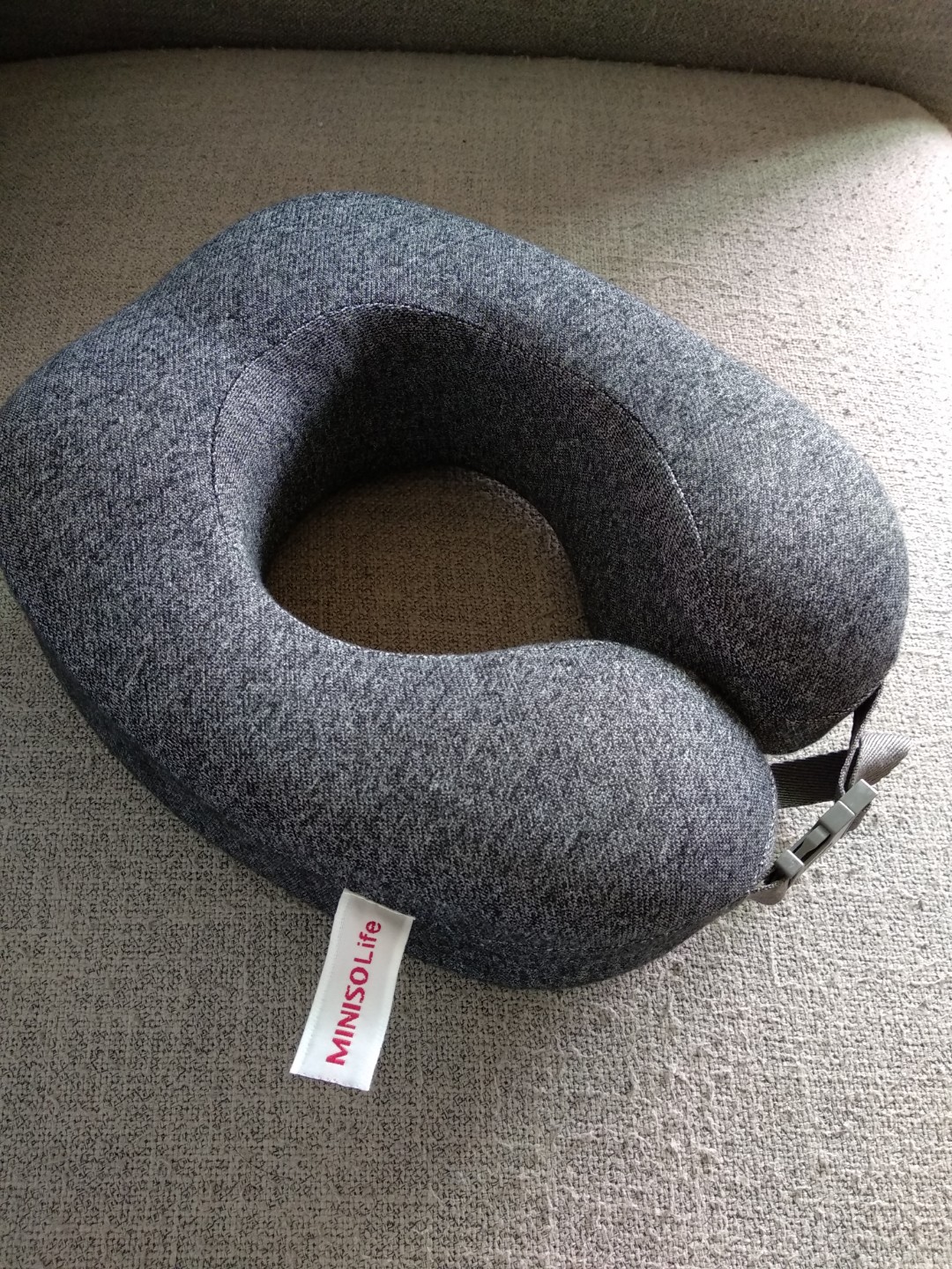 miniso life travel pillow