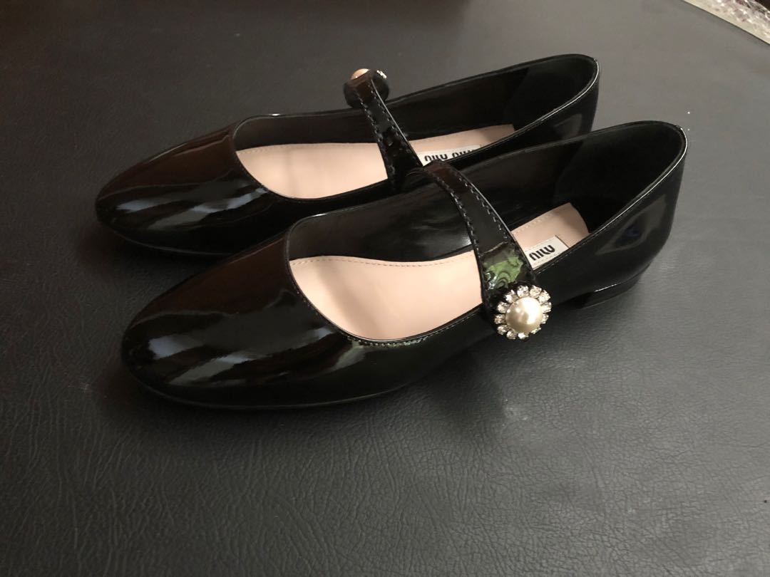 Miu miu hot sale mary jane flats