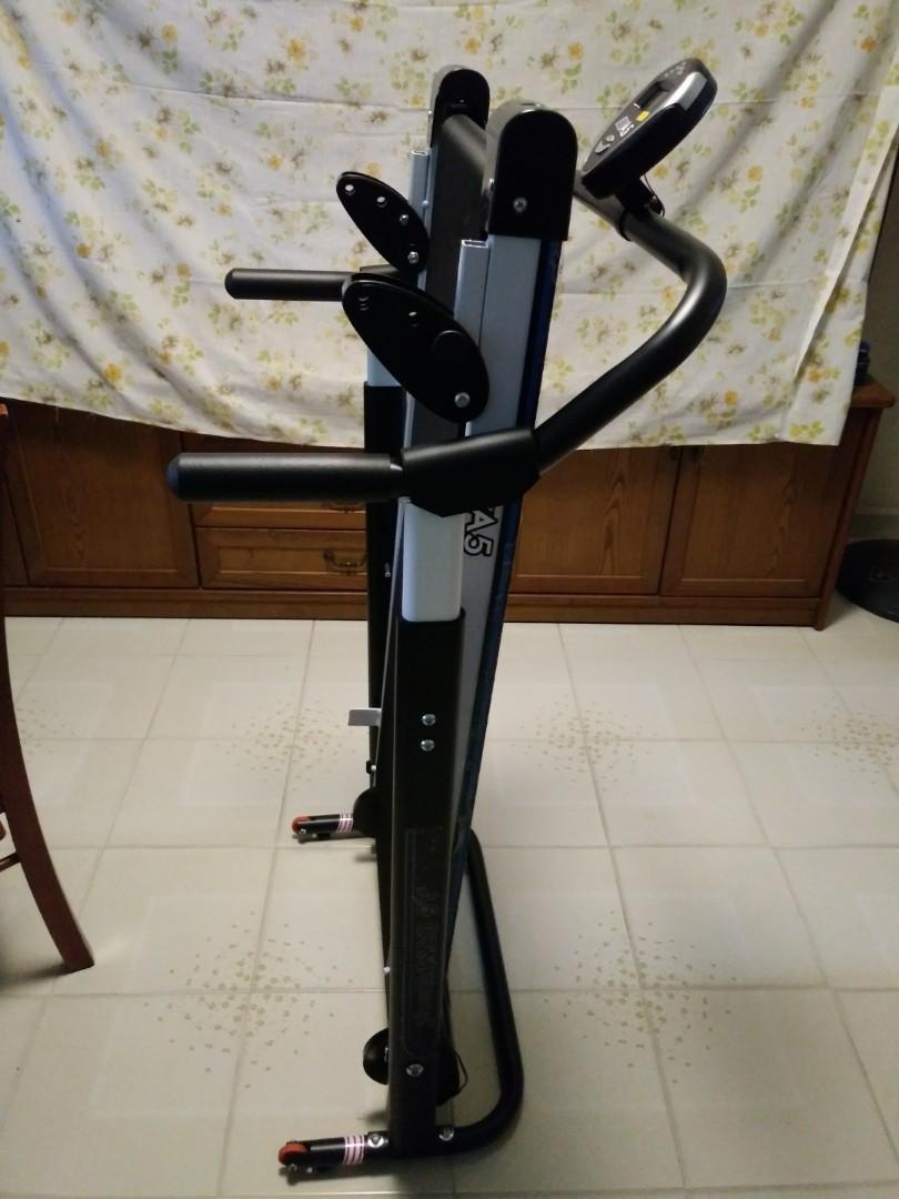 New Foldable Adjustable Height Manual Treadmill Very New Hardly