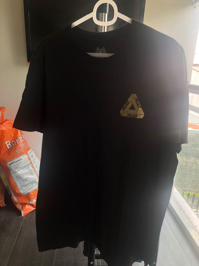Palace Skull Tee (Category: Tshirts & Polo Shirts ) located in Marikina City. Submitted by thriift (Listing ID 229003708, Image 1). Description: 9/10 Condition Slightly Used Thrifted RFS: Need Funds PM for more details!.
