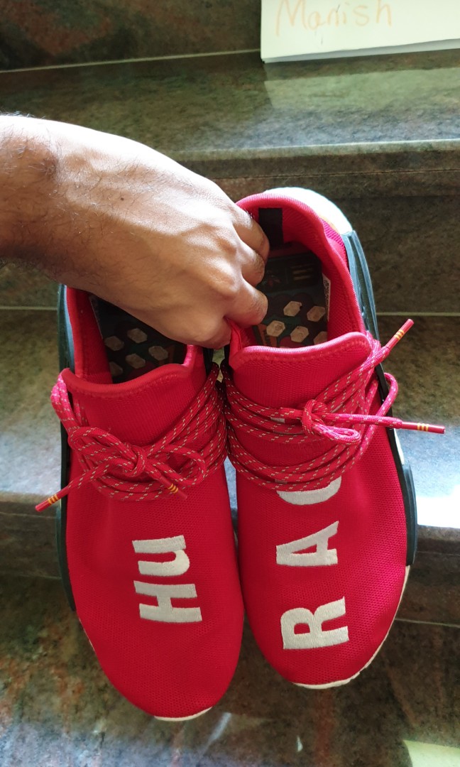 Red best sale pharrell adidas