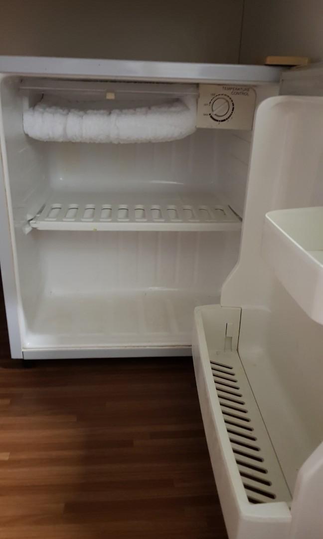 small fridge samsung price