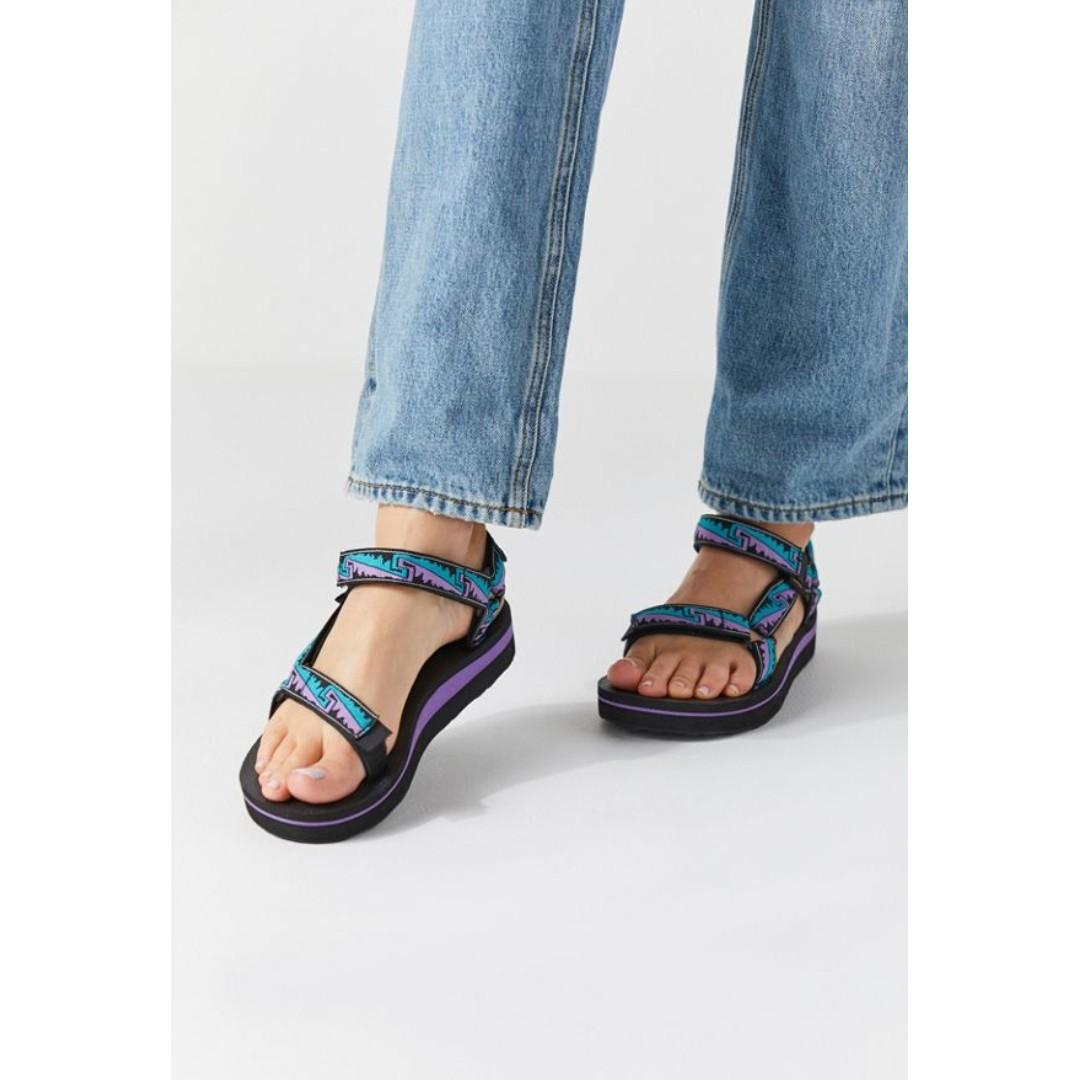 teva sandals midform