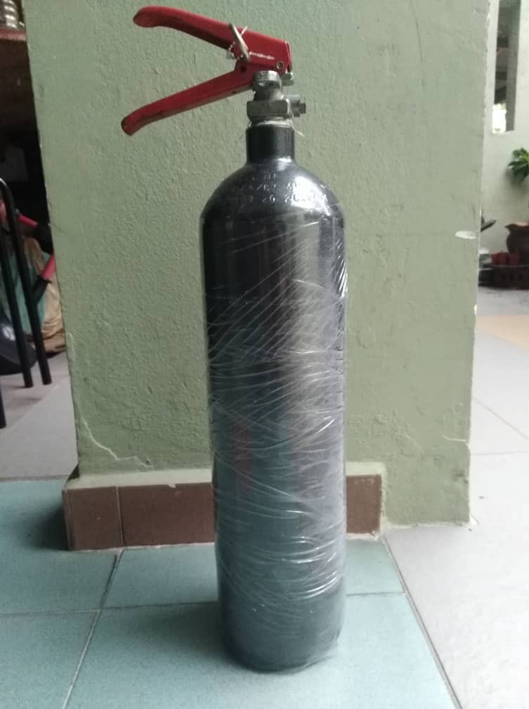 tong co2 fire extinguisher expired, Pet Supplies, Health & Grooming on Carousell