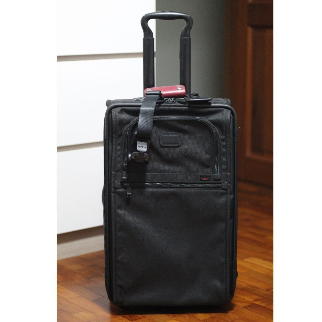 Tumi 22022DH Alpha Frequent Traveler Framed Expandable Carry On 