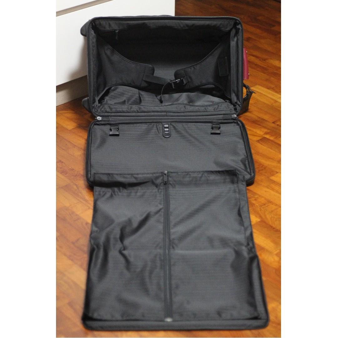 Tumi 22022dh store