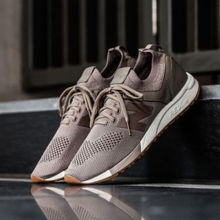 new balance mrl247dt