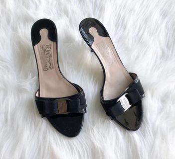 AUTHENTIC SALVATORE FERRAGAMO