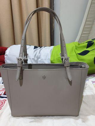 Tory burch purse