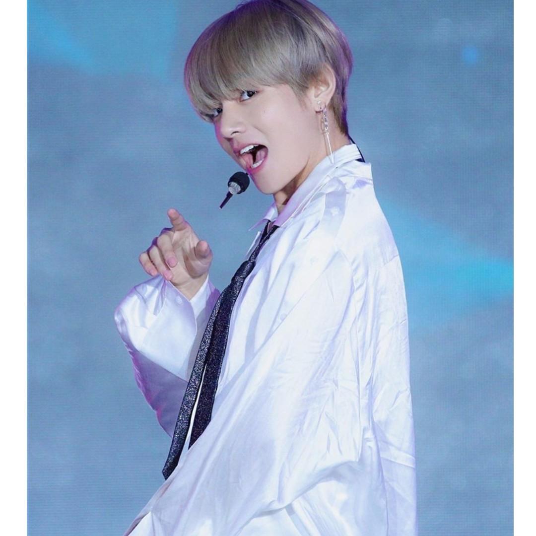 PO BTS V Taehyung Stage DNA Stage
