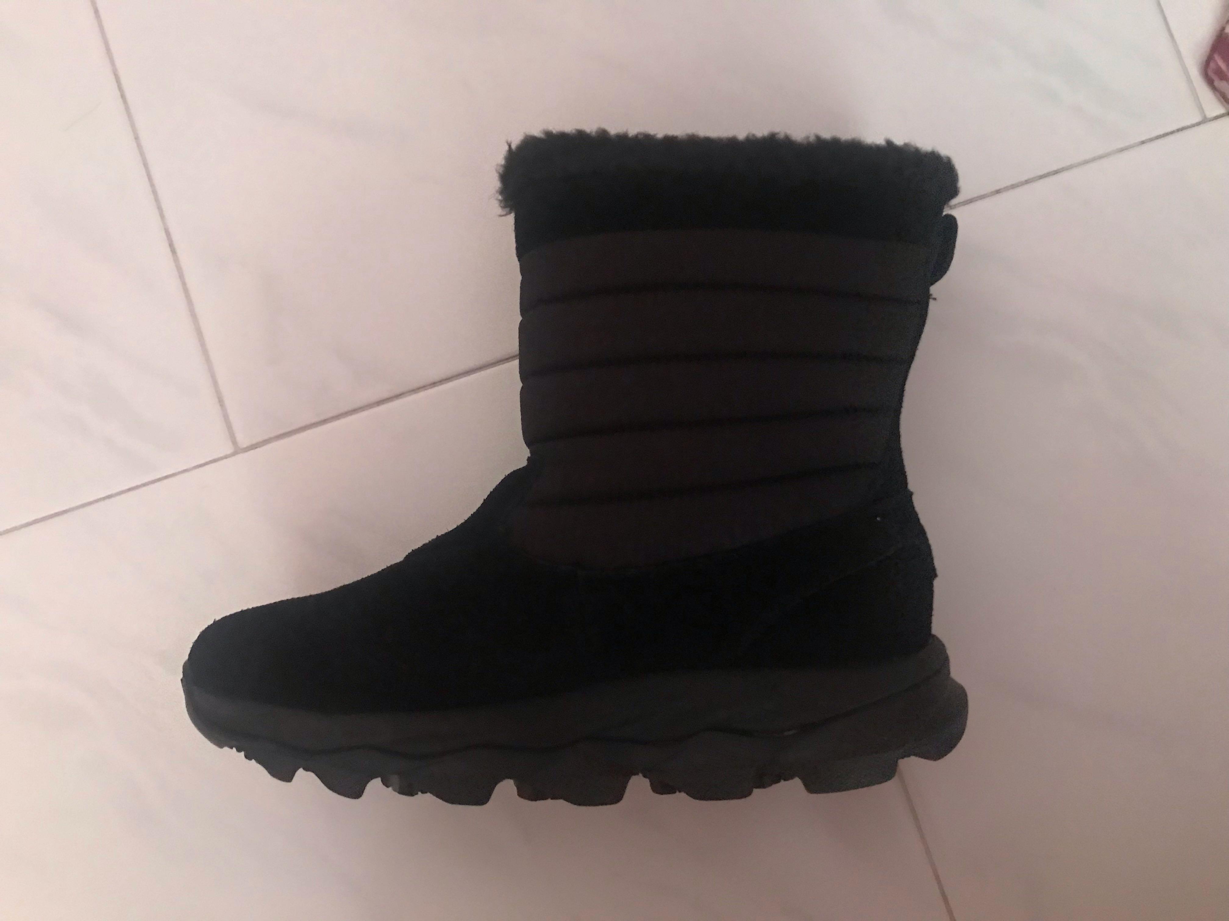 skechers black snow boots